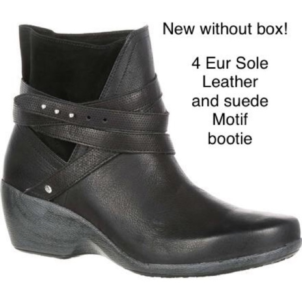 4Eur Sole Motif leather booties